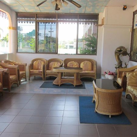 Royal Jommanee Hotel Nongkhai ノーンカーイ エクステリア 写真