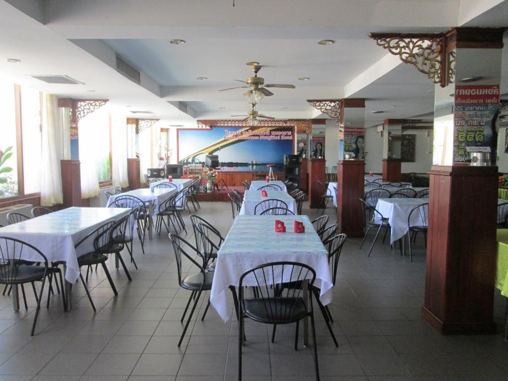 Royal Jommanee Hotel Nongkhai ノーンカーイ エクステリア 写真