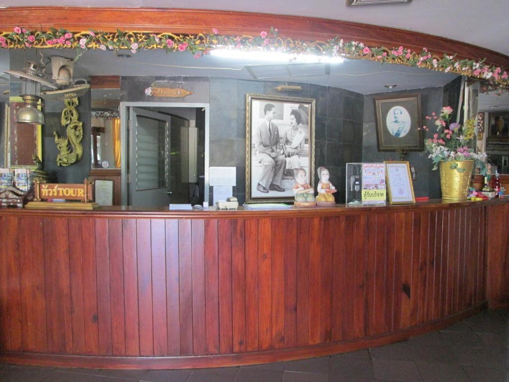Royal Jommanee Hotel Nongkhai ノーンカーイ エクステリア 写真