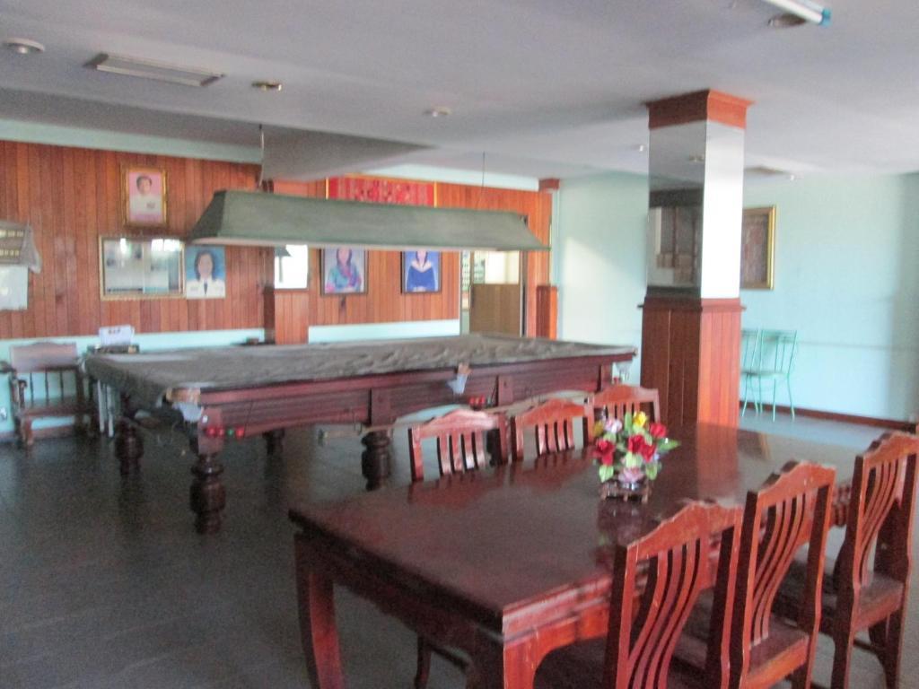 Royal Jommanee Hotel Nongkhai ノーンカーイ エクステリア 写真
